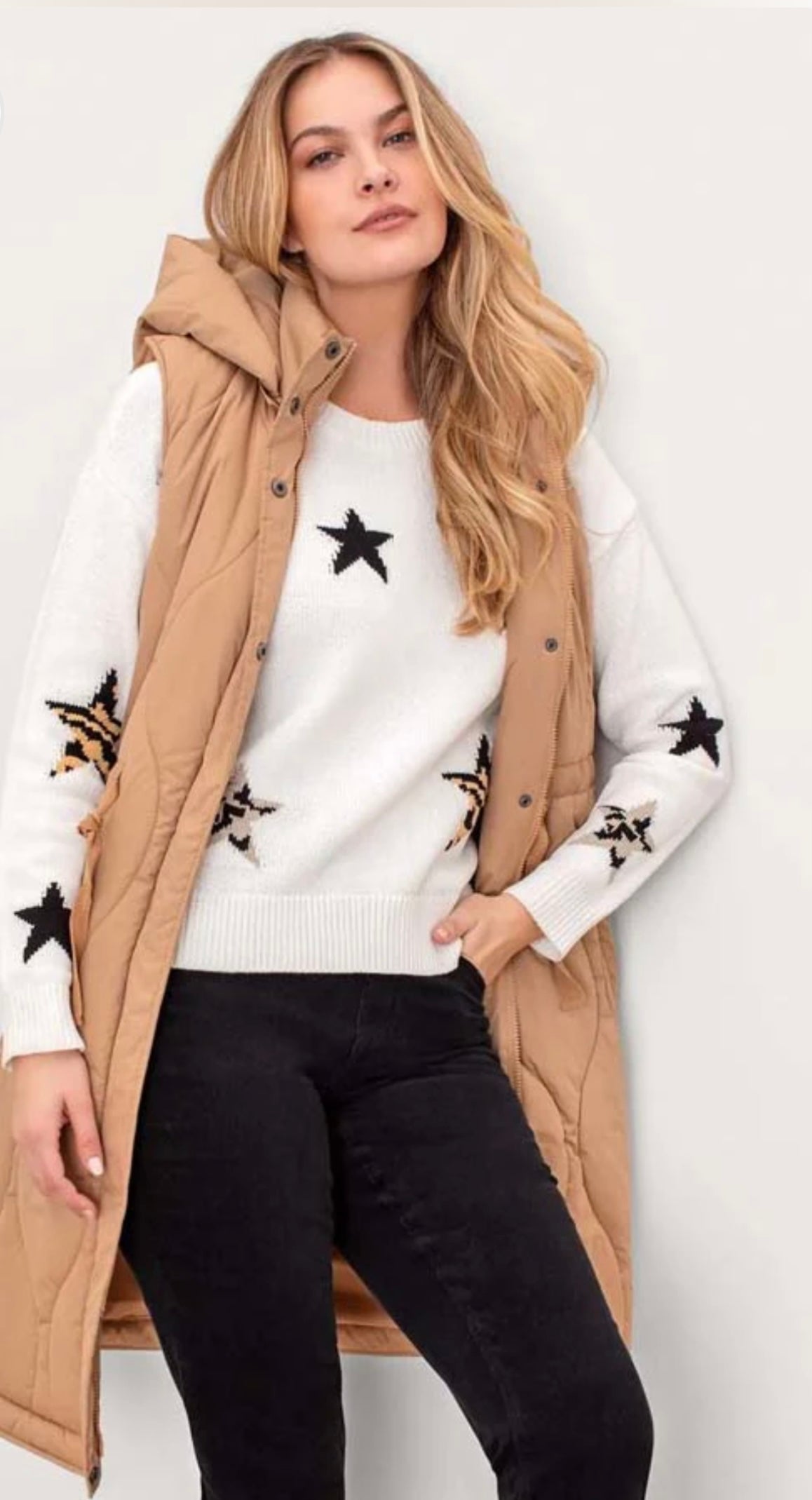 Long puffed vest beige color