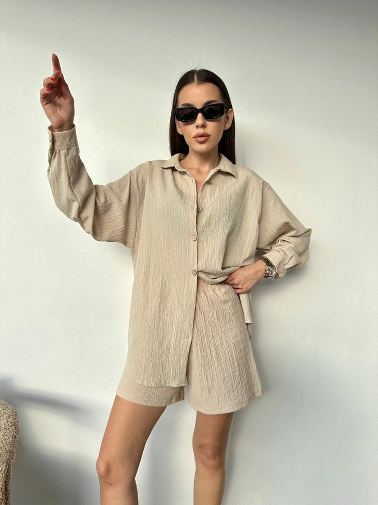 CREASED-EFFECT SET SHIRT + SHORTS