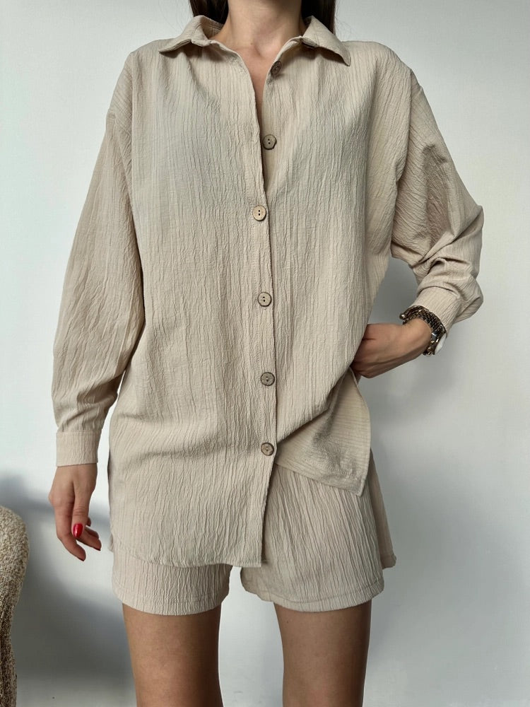 CREASED-EFFECT SET SHIRT + SHORTS