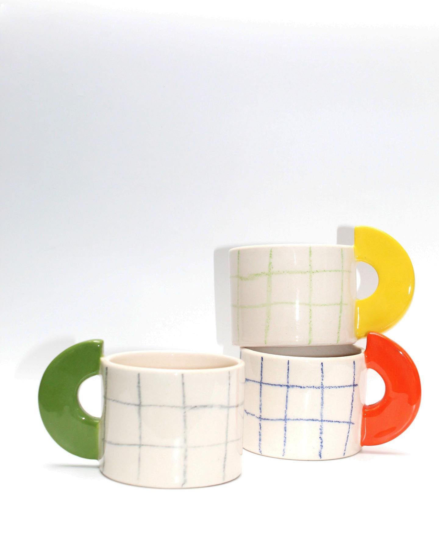 Handmade Grid Checkered - Red Handle Ceramic Mug