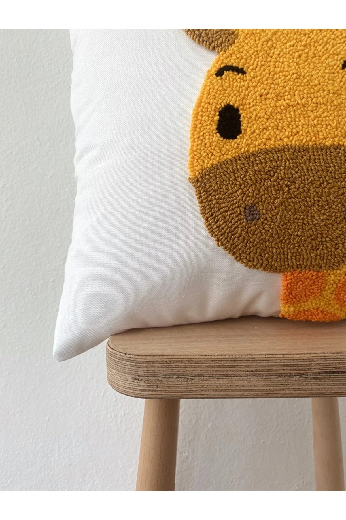 GIRAFFE Cushion kids collection - Tufted Embroidered Handmade