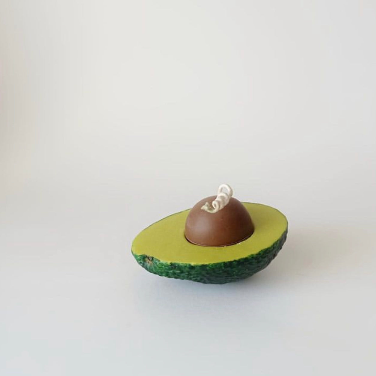 Avocado Candle